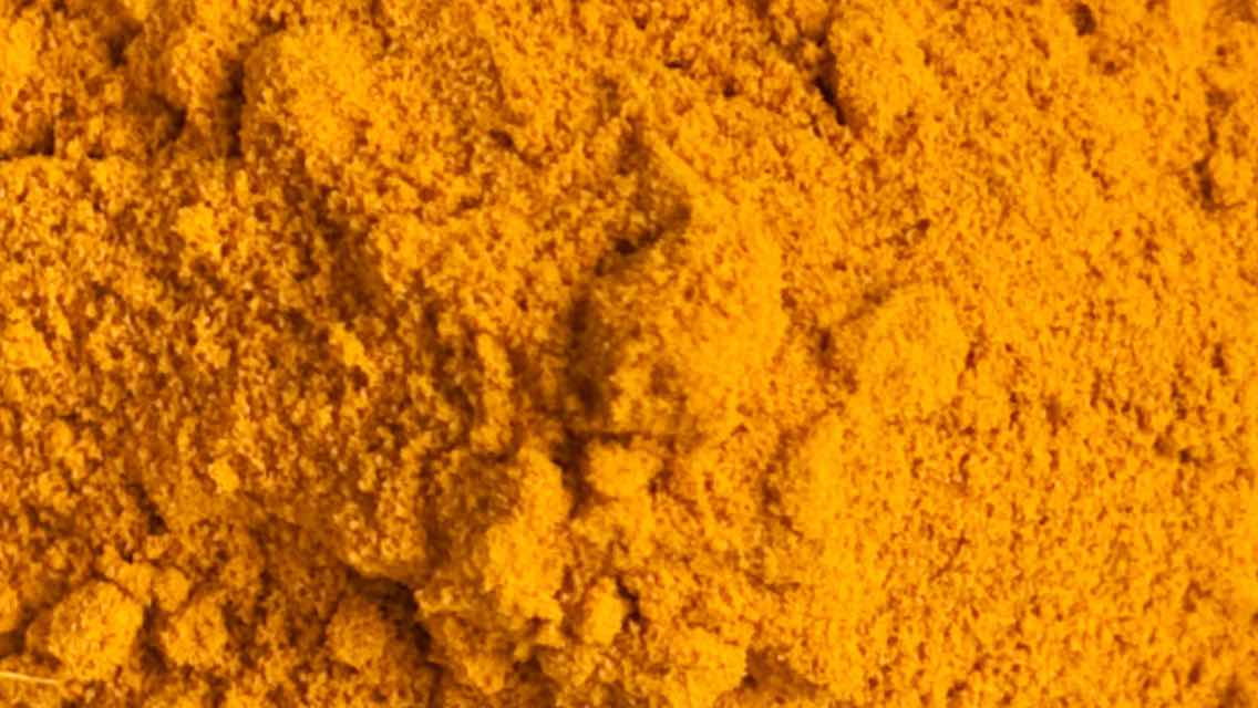The powdered form of curcumin.