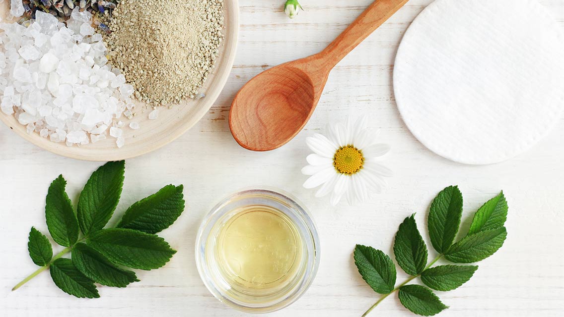 epsom salt, lavender and baking soda