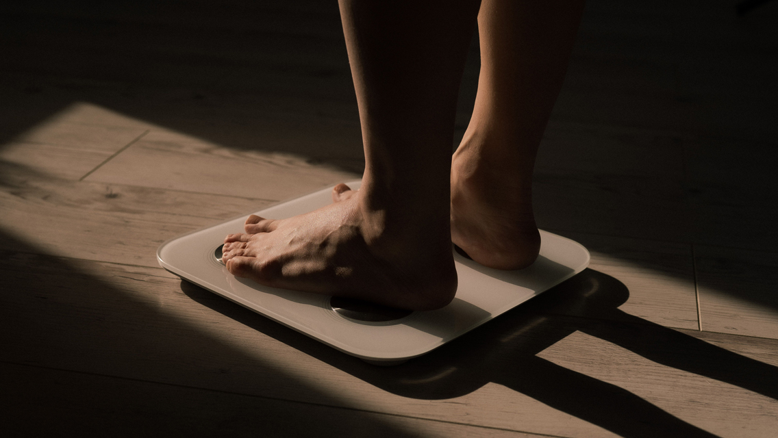 feet on a scale