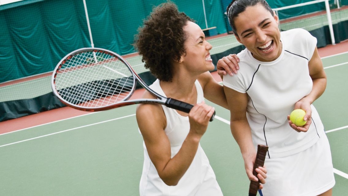 Hit the Court: 9 Health Benefits of Tennis