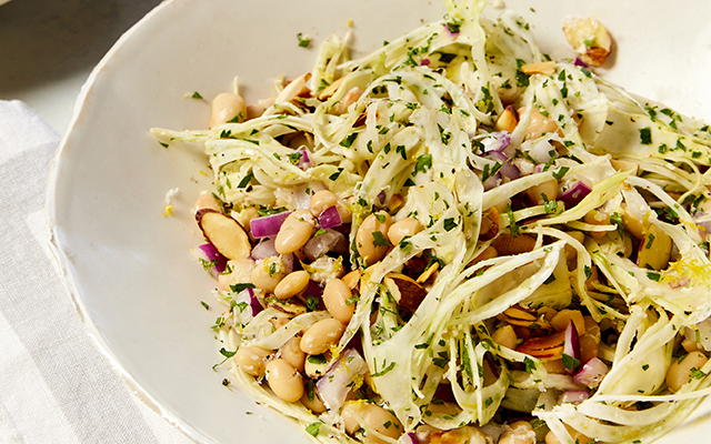Bowl of white beans with fennel and almonds