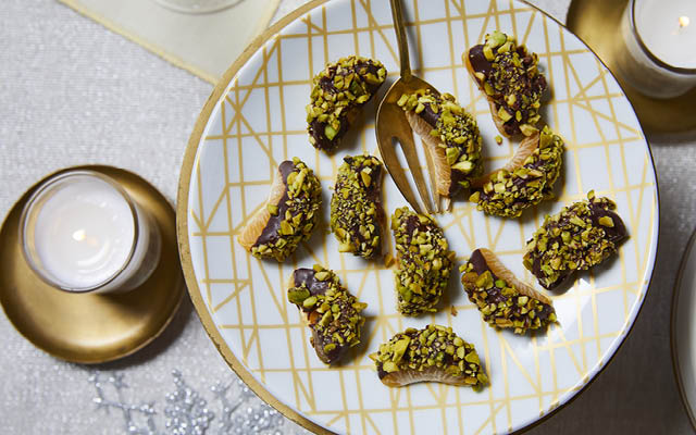 Chocolate Dipped Mandarins with Pistachios