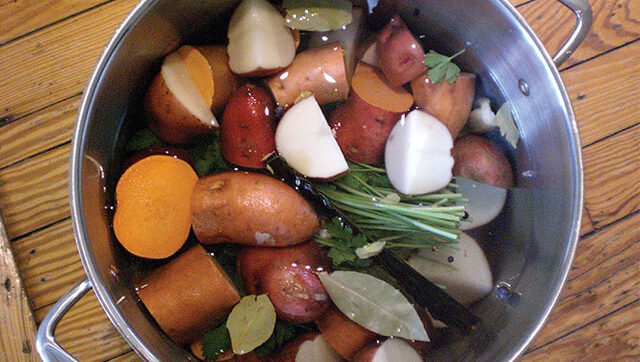 pot of mineral broth