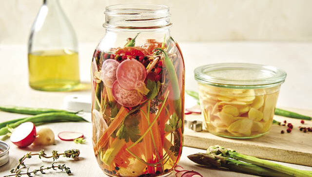 Quick pickled veggies and ginger