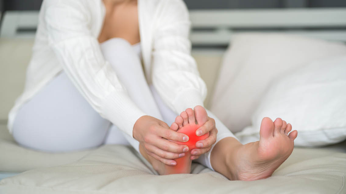 how to deal with plantar fasciitis