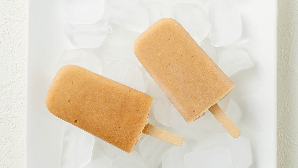 creamy horchata flavored popsicles