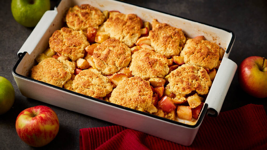 apple cobbler made with biscuits