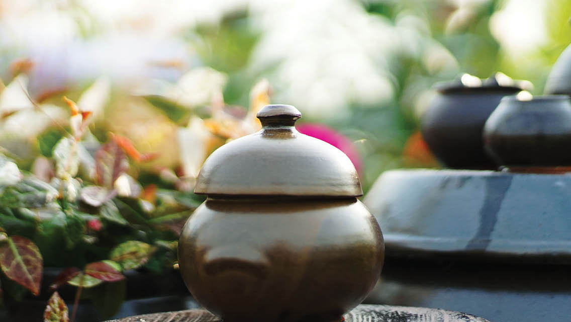 an urn