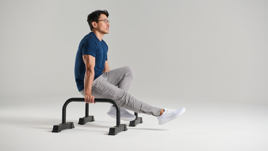 L-sit with single leg tucked