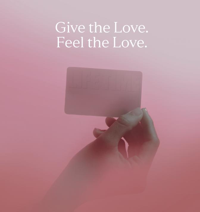 woman holding giftcard