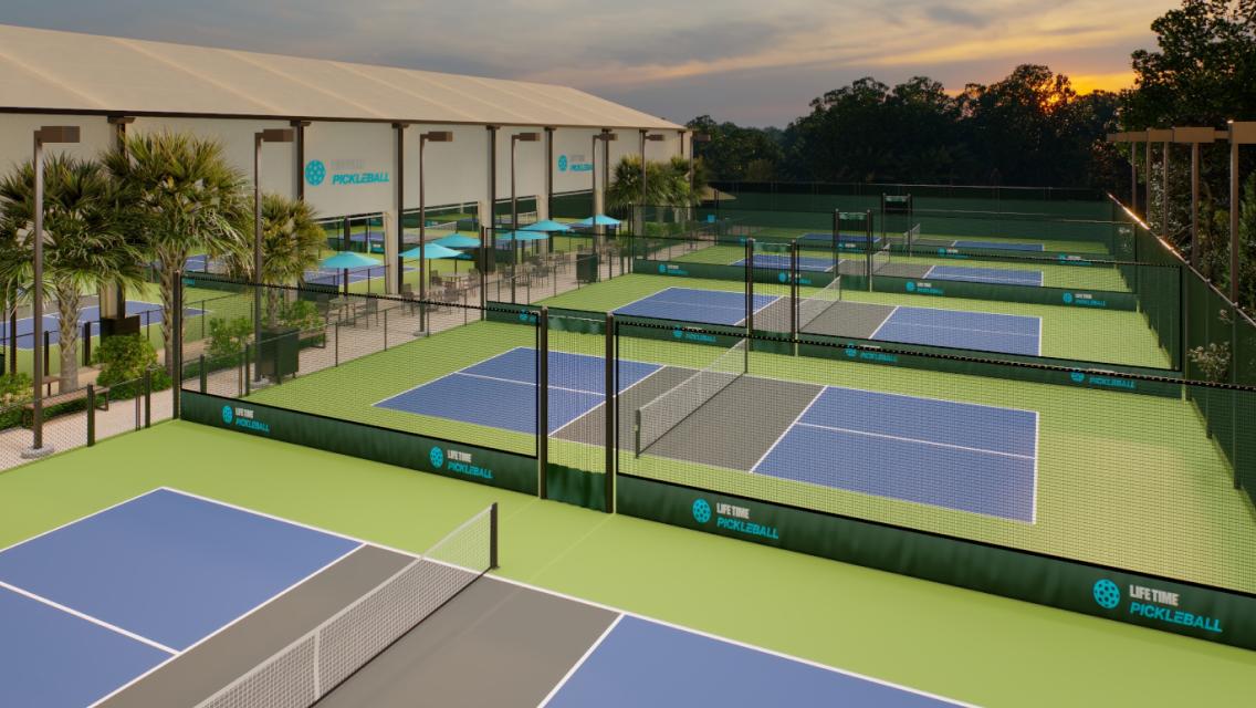 outdoor pickleball courts at life time winter park