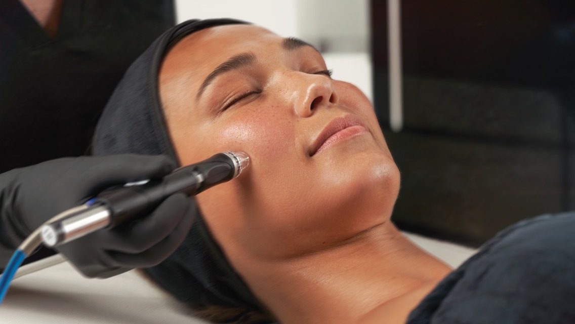 woman getting a facial
