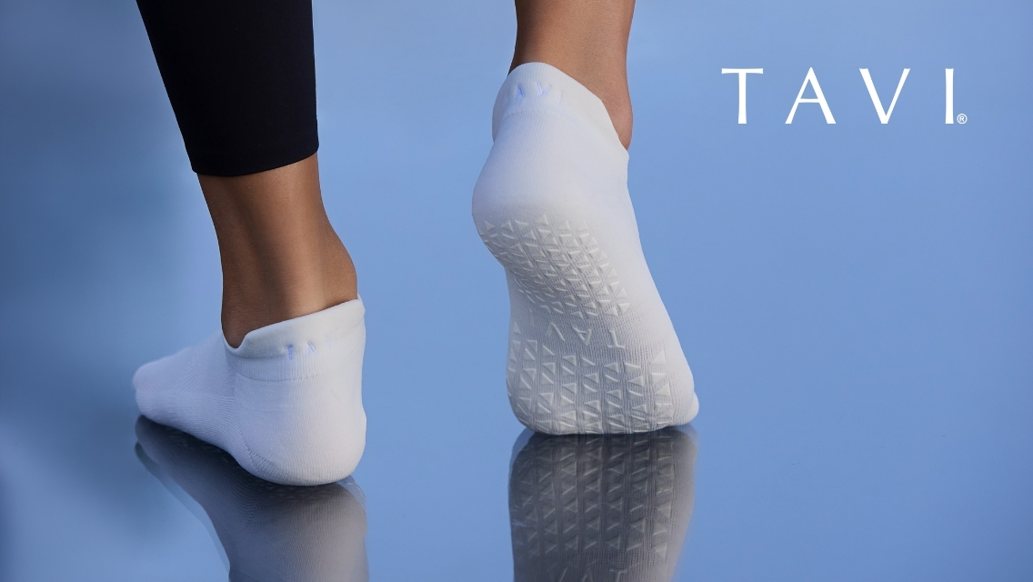 Tavi grip socks