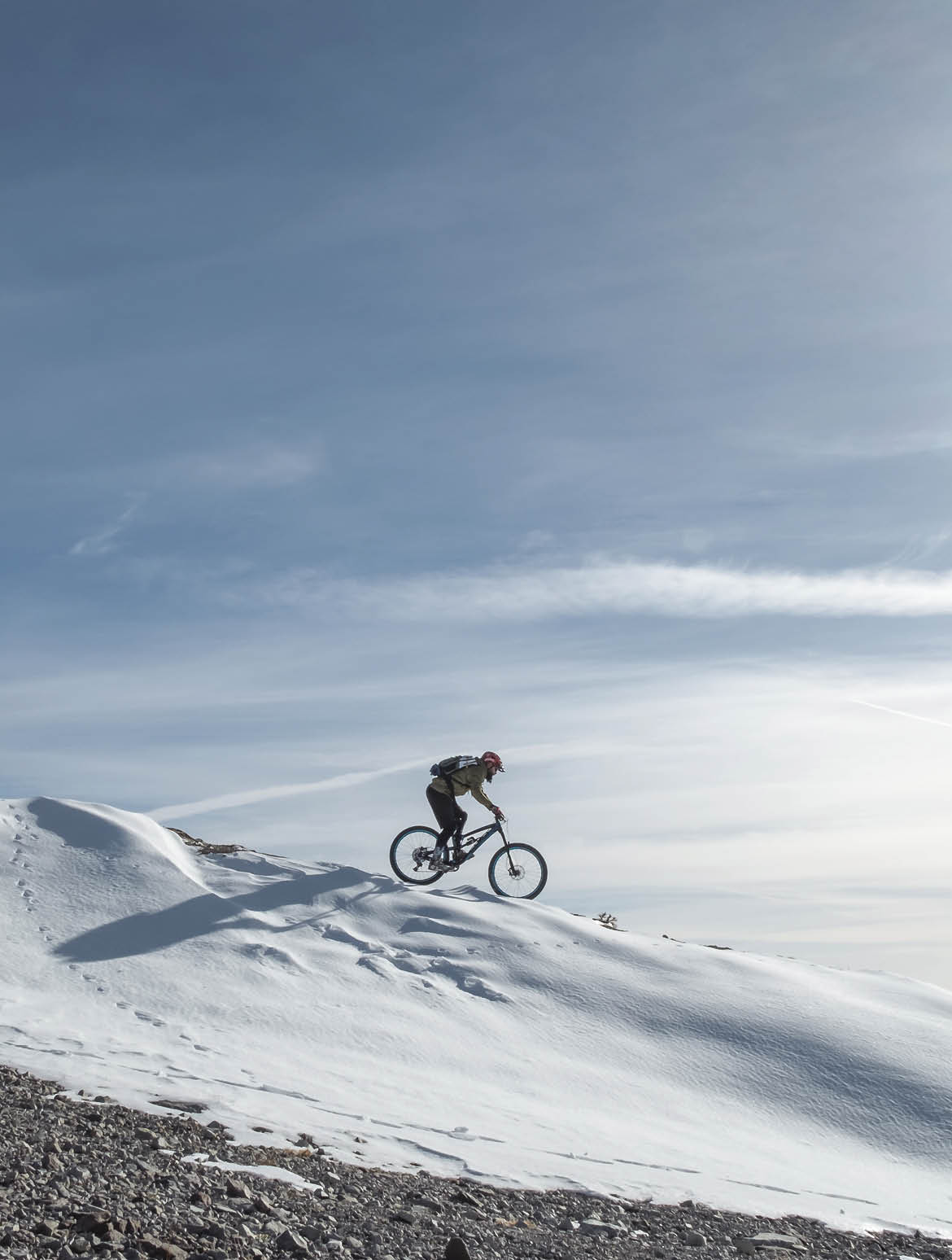 snow cyclist is training